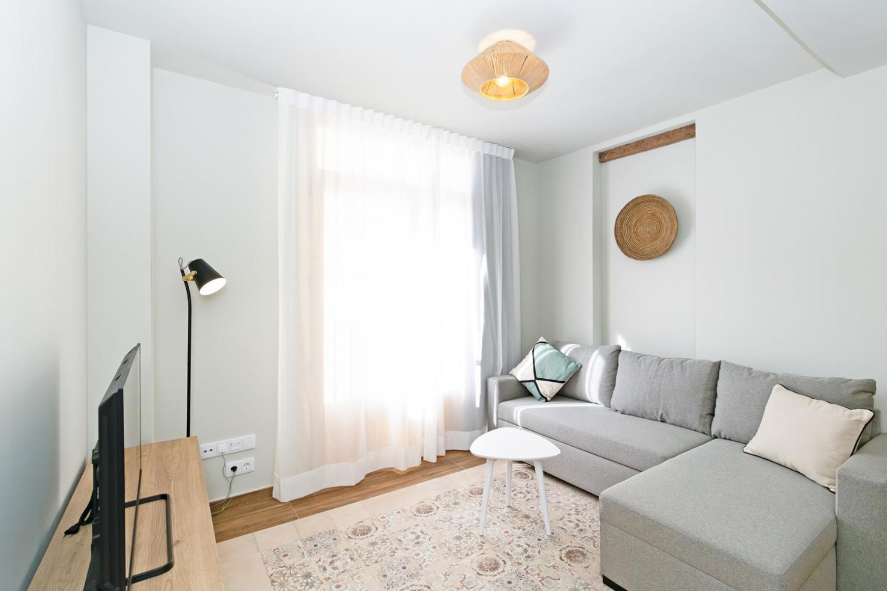 Maritime Apartamentos Puerto Valencia Room photo